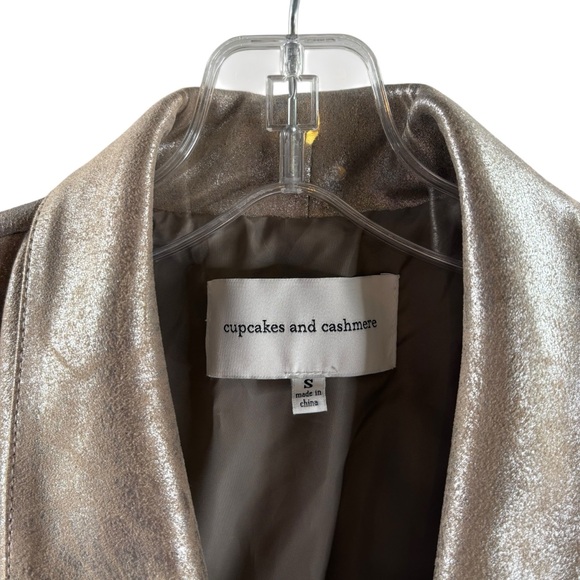 CUPCAKES & CASHMERE SIZE SMALL SILVER COLLAR FAUX SUEDE JACKET - Picture 2 of 3